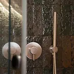 Essenza Boutique شقة