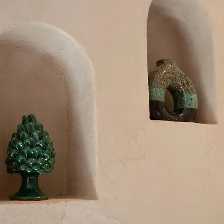 Essenza Boutique تْشيفالو